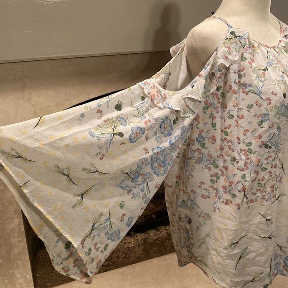 Top size Large - Picture 3 of 10